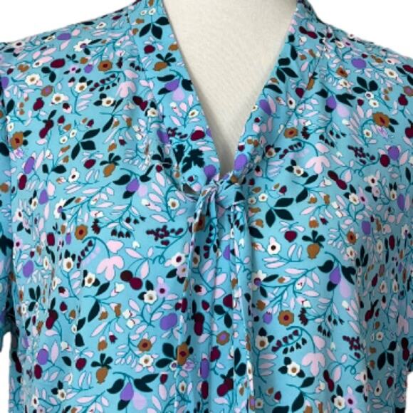 Talbots Tie Neck Top Blouse Short Sleeves Blue Multi Floral Women’s Size Large - Picture 9 of 11